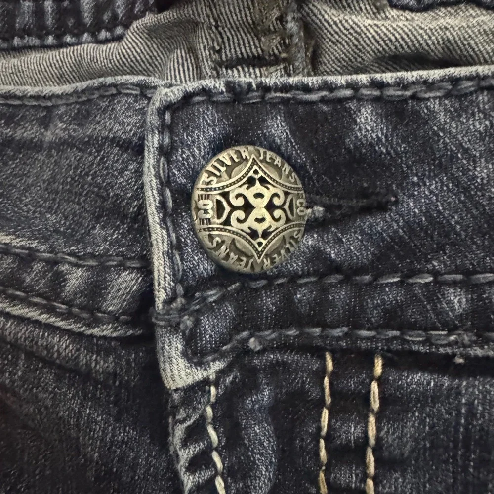 Silver Jeans Co Suki Capri Dark Wash Embroidered Denim Jeans W30 Western - Picture 4 of 11